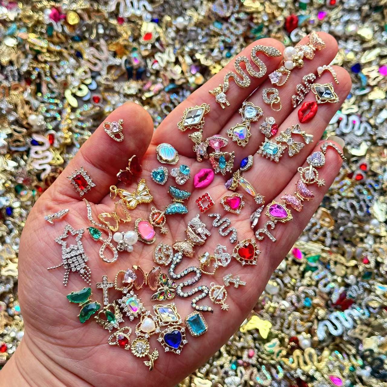 Nail Art Valentines Day - Bulk Luxury Random Mixed Alloy Nail