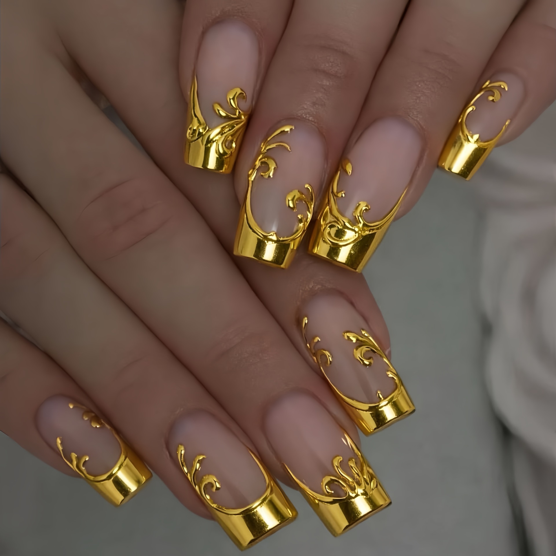 Nail Art Press On - Medium Long Fake Nails for Women